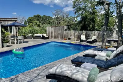 Image de 2 Br\/1Bath Newly Renovated Pines Paradise with pool