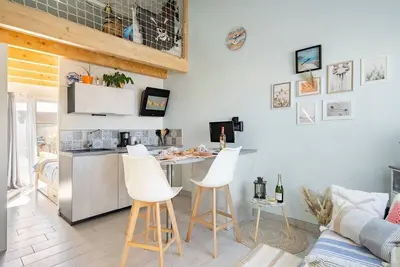 Image de Unusual cozy little nest, ideal location, attentive welcome