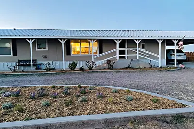 Image de The Lavender cottage in Ft. Davis, Tx. , great views & one block from Main Street