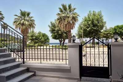 Image de Margie City Apartment - Seafront in walking distance from the centre of the town