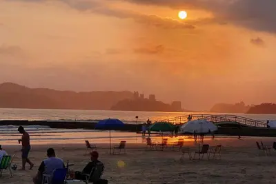 Image de 500 meters from Embaré beach, Santos ( canal 5 )