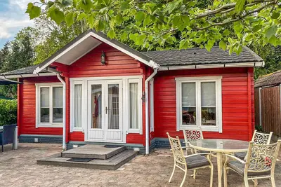 Image de Belle maison à Heinkenszand avec sauna