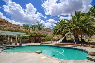 Image de Peaceful 4 bed escape near Angeles Forest w\/pool