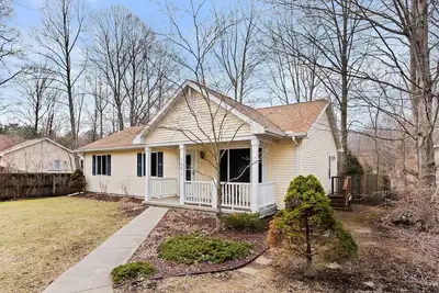 Image de New! Cozy Cottage by the Warren Dunes State Park
