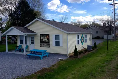 Image de Walking Distance To Marina in Historic Golconda