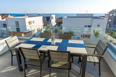Image de Deluxe Apartment for 8 with terrace