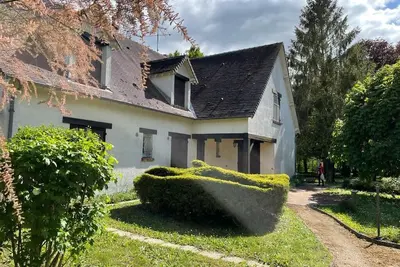 Family home on the Loire Valley route.