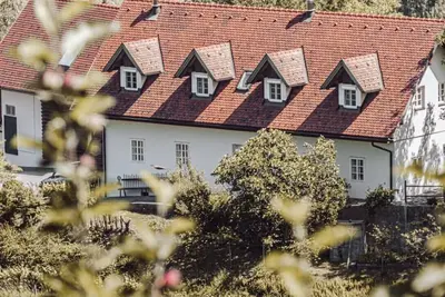 Image de Vacation home in the middle of the South Styrian vineyards