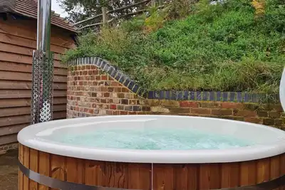 Image de Granary Cottage in the heart of 1066 country