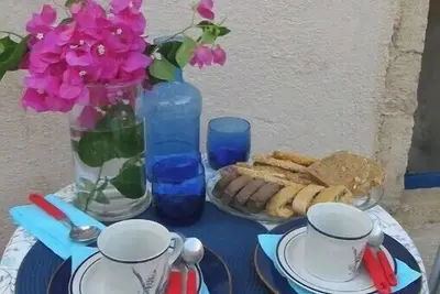 Image de Blue Door (in the castle of Monembasia)