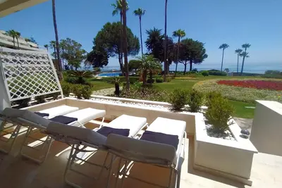 Image de Luxury Frontline Residence - EHHouse