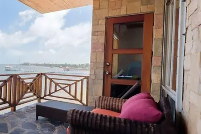Image de Ocean's 23 Belize Condo 03