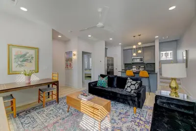 Image de Green House @ Township- Unit A | 3br 3ba