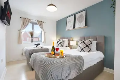 Image de Spacious House - Parking - Garden - Wifi - SmartTV