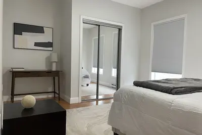 Image de Cozy 2 bd 1. 5 bath less than a mile from Encore