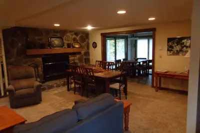 Image de 5 br 3. 5 bath House at Timberline