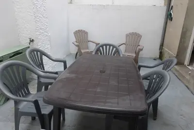 Image de appartement en plein centre ville, tout équipé, la location se fait sans animaux