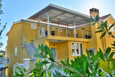 Image de Fancy Apartments Dream - Modern One Bedroom Apartment with Balcony and Sea View