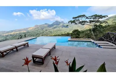 Image de Cabin with Heated Pool and Spectacular Mountain Views