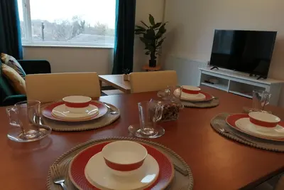 Image de The Hillside - Cosy 2 Bedroom Apartment King's Norton Birmingham