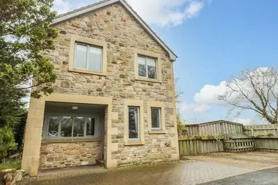 Image de Ridley Lodge, pet friendly, with open fire in West Thirston/Felton