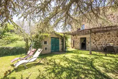 Image de Appartement \"Gemma Verde-Tavoleto\" avec vue sur les montagnes, jardin et Wi-Fi