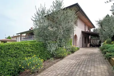 Image de Maison de vacances 'Villetta Oleandri' avec piscine partagée, Wi-Fi et climatisation