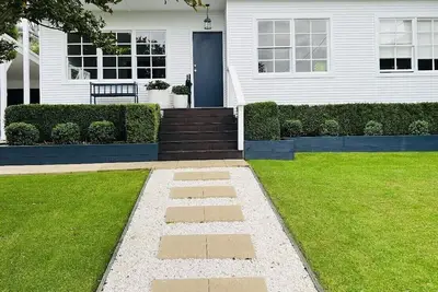 Image de Located in the heart of Bowral mins to town