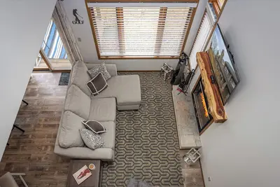 Image de Last Month to stay at Lucky Bunker! Book Now!