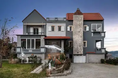 Villa Kalaitsidis Imperial Style Villa