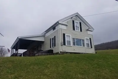 Image de Country home nestled in the hills of South Lebanon.