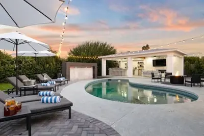 Walk 2 Old Town Scottsdale 4br4bath Heated Pool