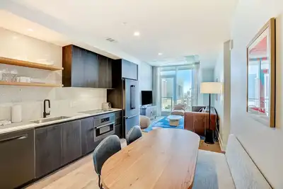 Image de Natiivo Austin 23rd flr condo - skyline-view balcony - luxe rooftop pool & gym