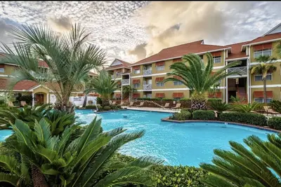 Image de Beautiful Lakeview rich neighborhood