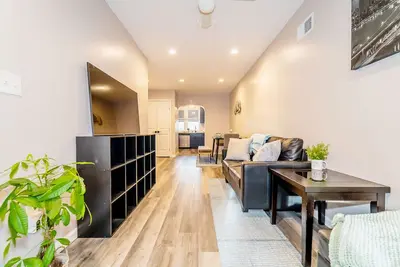Image de Newly upgraded 3-room home in Philadelphia, dedicated parking