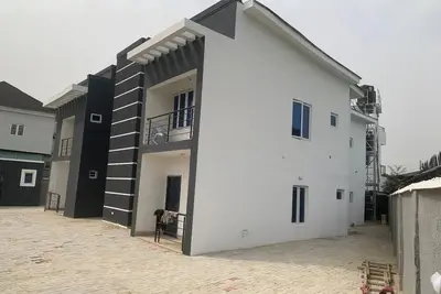 Image de Beautiful 2-Bed Apartment in Badore, First Unity