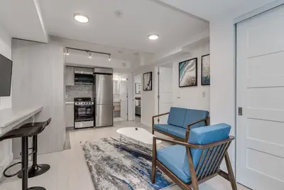 Image de 1433 Haro Street - 2 Bedrooms - Downtown Vancouver