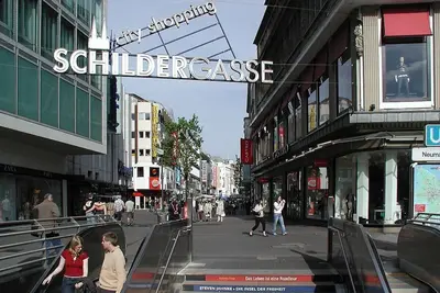 Image de Quiet comfort apartment with balcony in direct city center location. . .