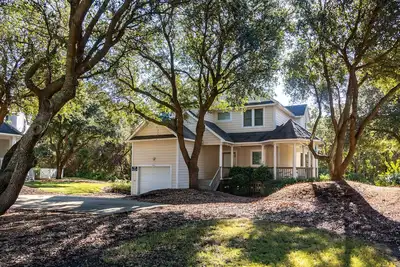 Image de How Sweet The Sound: Gated community, Dog-friendly, Pool w/ Optional Heat