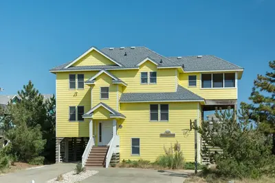 Image de Seaduction: Oceanside, 6-bedrooms, Private Pool & Hot Tub, 3 lots from the ocean