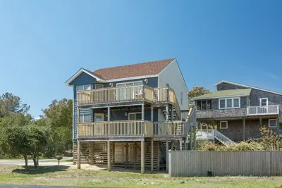 Image de Heavenly Daze: Ocean Sands Neighborhood, Private Pool & Hot Tub, Close to Beach