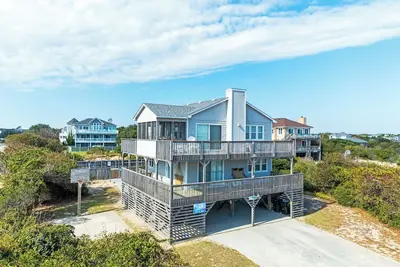 Image de The Whaler: Affordable and comfortable Oceanside w/ a Private Pool and Hot Tub