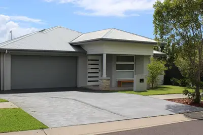 Image de Charis by the Bay – 4 bedrooms - 5 mins to beach