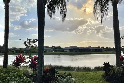 Image de Long lake sunset views