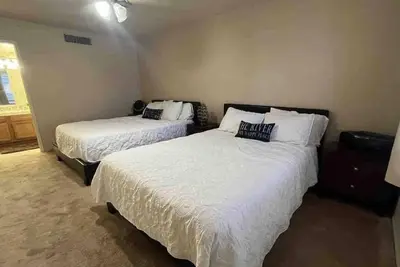 Image de Breathtaking riverfront views of the Colorado River to enjoy in beautiful condo.