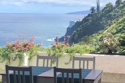 Image de Appartement avec vue exceptionnelle sur la mer et grande terrasse