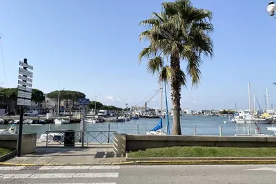 Image de As21673 - Studio en rez de chaussée face au Canal