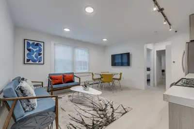 Image de 1425 Haro Street - 3 Bedroom \/ 2 Bathroom