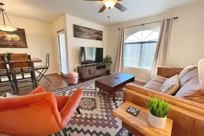 Image de 2bd Condo in Gated Community with Heated Pools & Gym