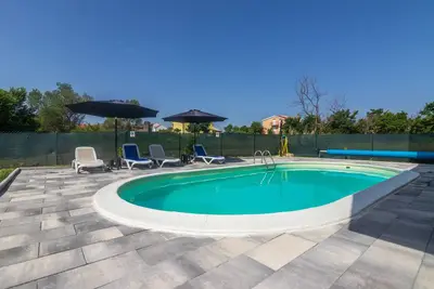 Image de Maison Villa Ivona (81911-K1) - Suhovare